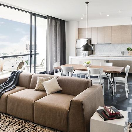 8010 Urban Living- Luxury Home Experience Богота Экстерьер фото