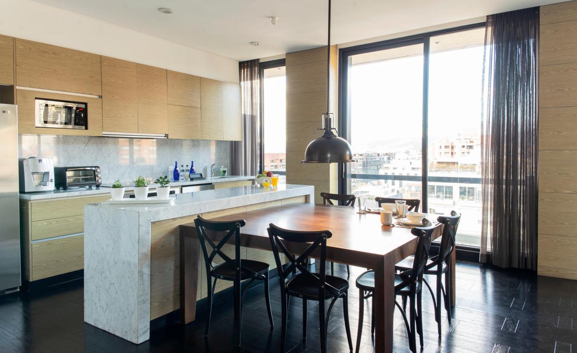 8010 Urban Living- Luxury Home Experience Богота Экстерьер фото